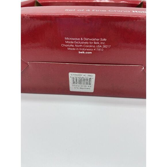Belk Home Accents Wishes and Wonder 4 Fine China Holiday Plates - Picture 3 of 10
